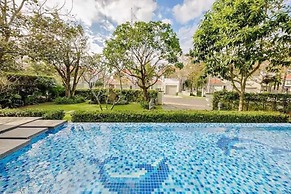 Abogo Da Nang OceanFront Luxury Villa