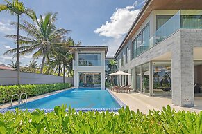 Abogo Da Nang OceanFront Luxury Villa