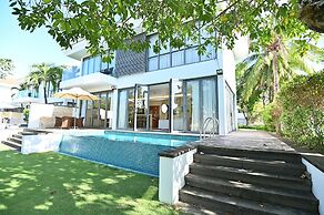 Abogo Da Nang OceanFront Luxury Villa