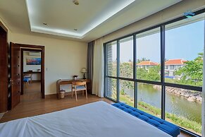 Abogo Da Nang OceanFront Luxury Villa