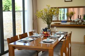 Abogo Da Nang OceanFront Luxury Villa