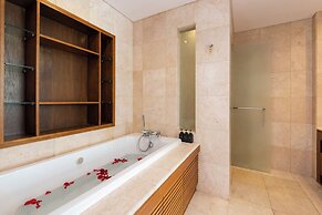 Abogo Da Nang OceanFront Luxury Villa