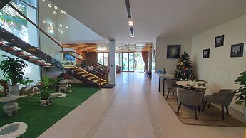 Abogo Da Nang OceanFront Luxury Villa