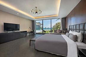Abogo Da Nang OceanFront Luxury Villa