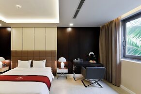 Abogo Da Nang OceanFront Luxury Villa