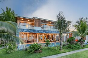 Abogo Da Nang OceanFront Luxury Villa