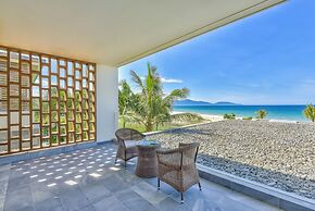 Abogo Da Nang OceanFront Luxury Villa