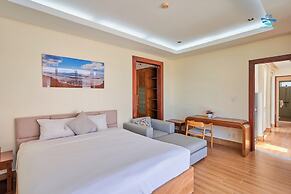 Abogo Da Nang OceanFront Luxury Villa