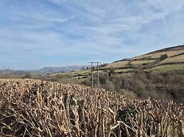 Number 8 Lodge Caer Beris