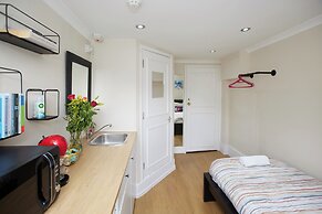 Your Ideal London Getaway - Charming Studio Haven