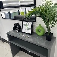 Urban, Sleeps 6 Private Garden-family Pet Friendly