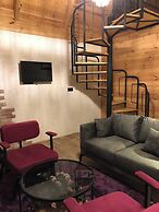 Walnut Bungalow
