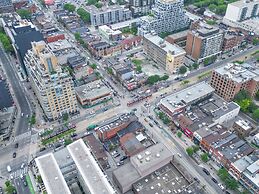 The Estate Entertainment District