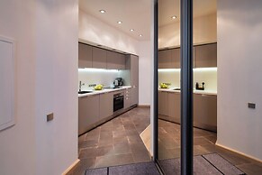 Audeju Two Bedroom With Two Bathrooms