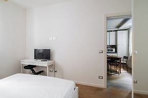 XVI Charm Apartment by Wonderful Italy