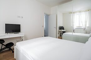 XVI Charm Apartment by Wonderful Italy