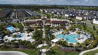 1799 Amazing 9Bd Near Disney