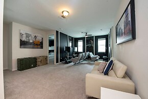 1799 Amazing 9Bd Near Disney