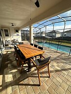 1799 Amazing 9Bd Near Disney