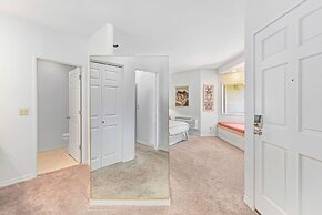 Snowcap Escape at Mount Bachelor  (106235295)