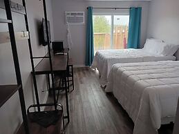 Tobermory Inn & Suites