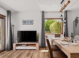 Holiday Home Mlačić