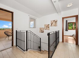 Holiday Home Mlačić