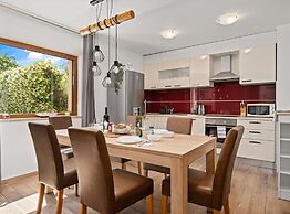 Holiday Home Mlačić