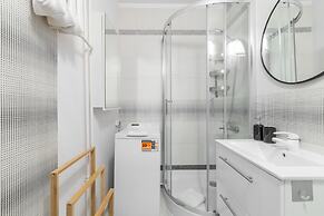 Summer 4 by Grand Apartments