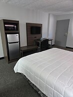 Home-Towne Lodge