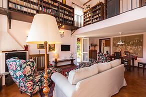 Maison Jaune by Wonderful Italy