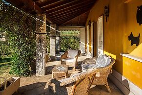 Maison Jaune by Wonderful Italy
