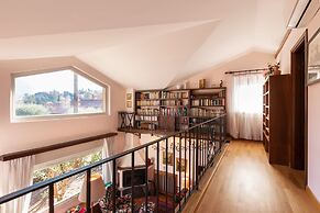 Maison Jaune by Wonderful Italy