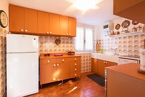 Maison Jaune by Wonderful Italy