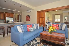 The Villas at Cocoplum