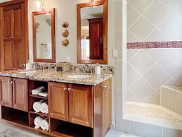 The Villas at Cocoplum