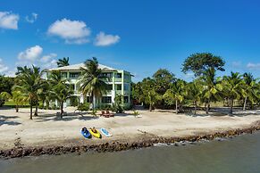 The Villas at Cocoplum