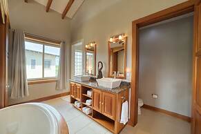 The Villas at Cocoplum