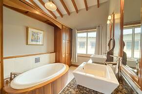 The Villas at Cocoplum