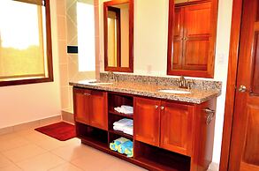 The Villas at Cocoplum