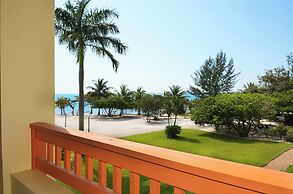 The Villas at Cocoplum