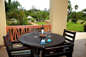 The Villas at Cocoplum