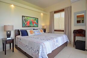 The Villas at Cocoplum