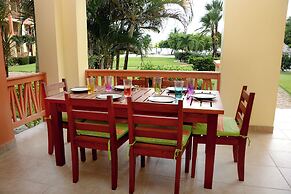 The Villas at Cocoplum