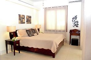 The Villas at Cocoplum