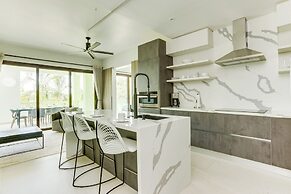 The Villas at Cocoplum