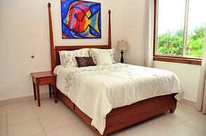 The Villas at Cocoplum