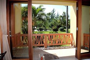 The Villas at Cocoplum