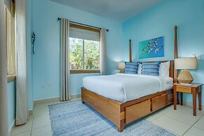 The Villas at Cocoplum