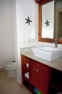 The Villas at Cocoplum